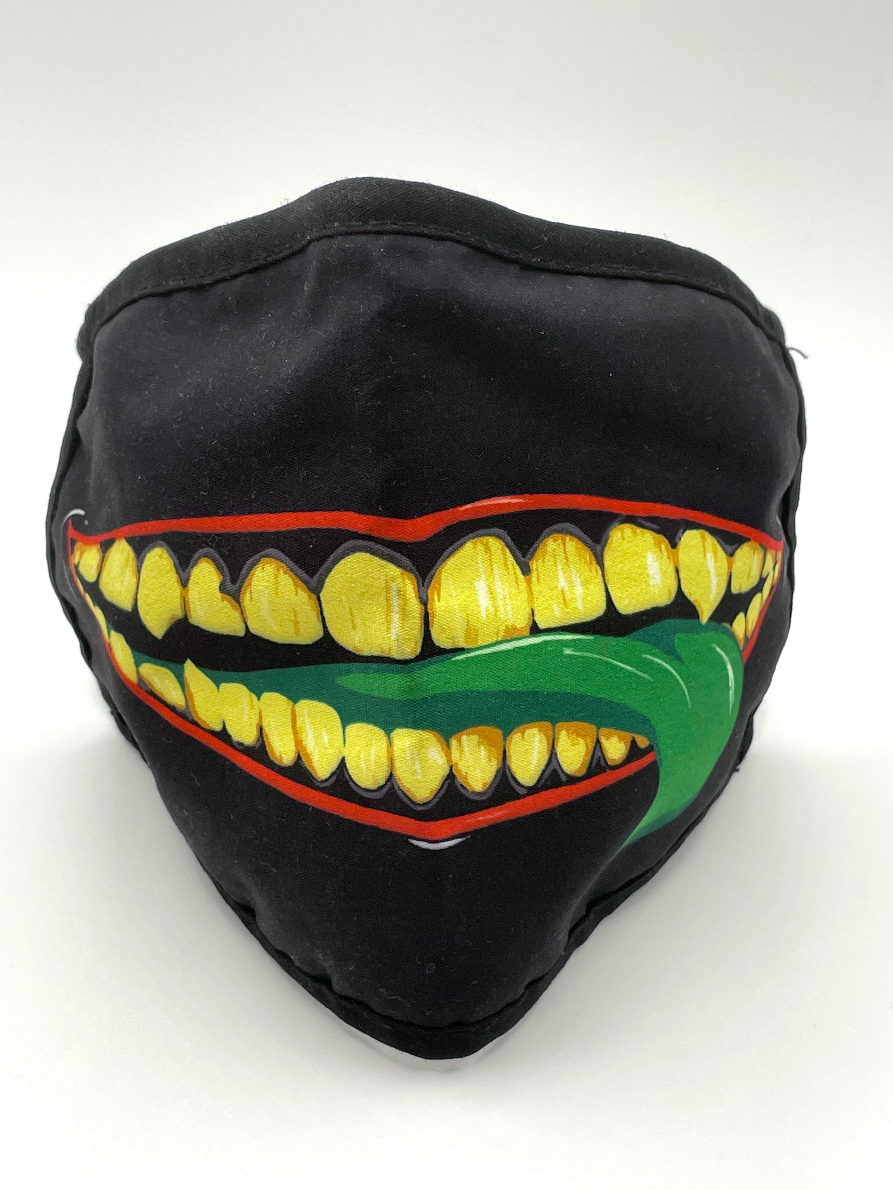 “Grin” Mask – Bit Of An Artist